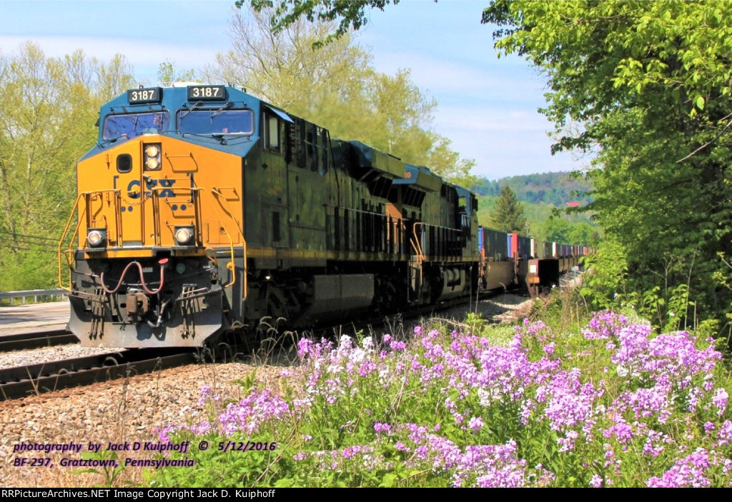 CSX 3187- 5369, with Q138, just crossed Sewickley Creek at BF-297 CSX Pittsburgh sub, Gratztown, Pennsylvania. May 12, 2016. 